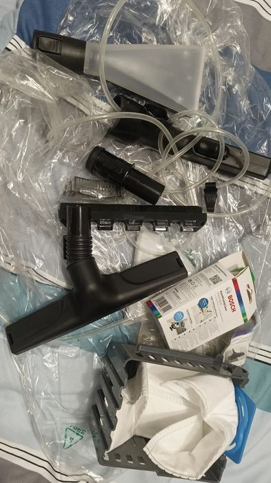 Продам моющий пылесос BOSCH