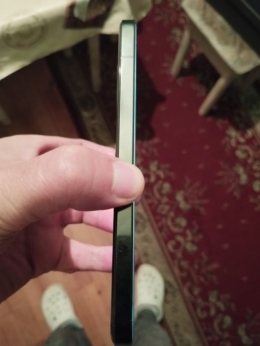 Продам xiaomi 13