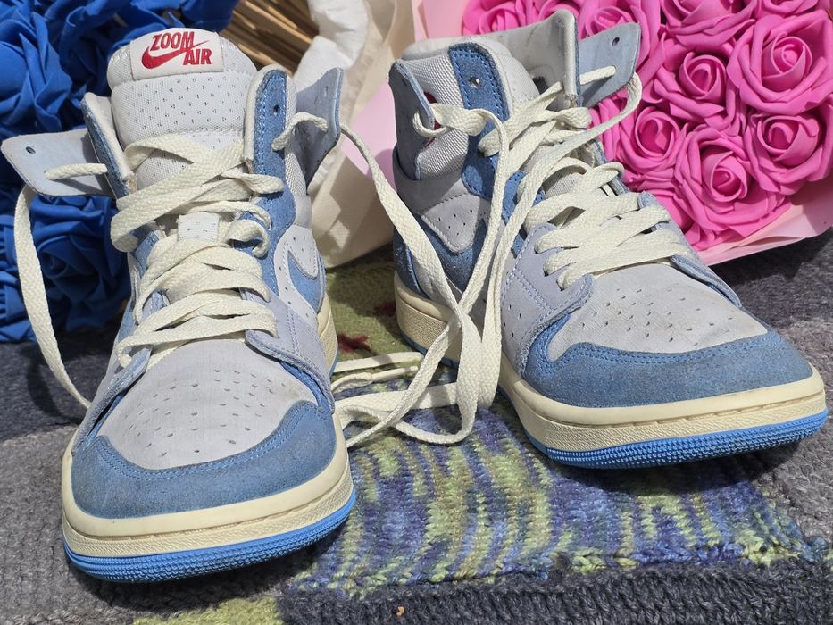 Jordan Air 1 Zoom CMFT кецове N38,5