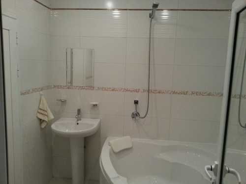 Дава се под наем Двустаен апартамент в София, Драгалевци - 90 кв.м за 375 € - Снимка #3