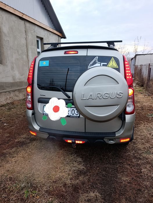 Лада Ларгус 2013 семиместный!