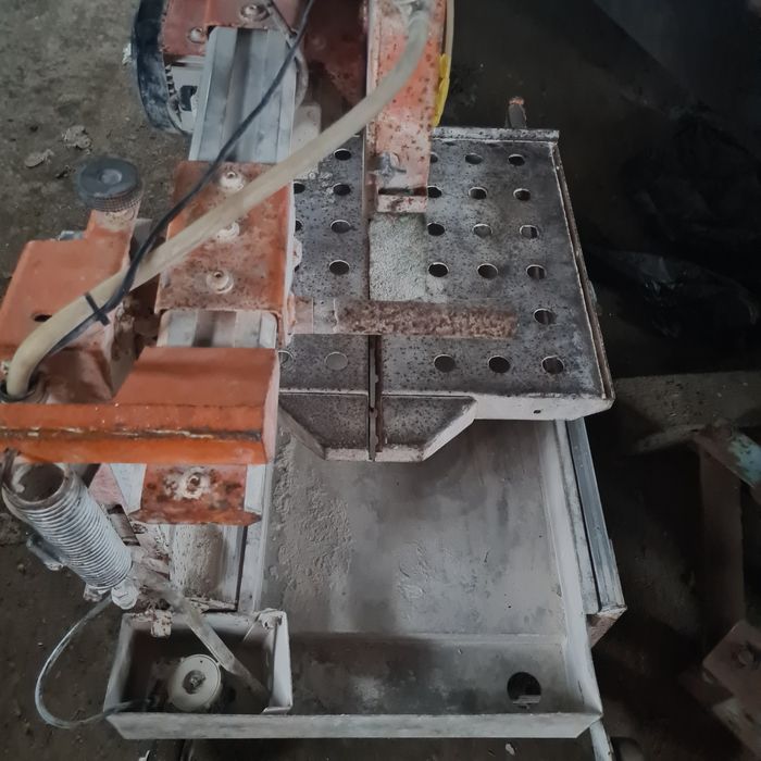 Clipper Norton masina de tăiat pavele piatra cu apa