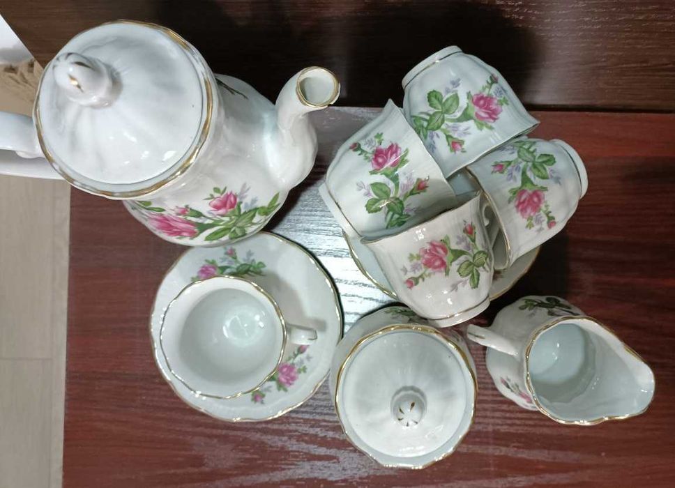 Чайно- кофейный  сервиз