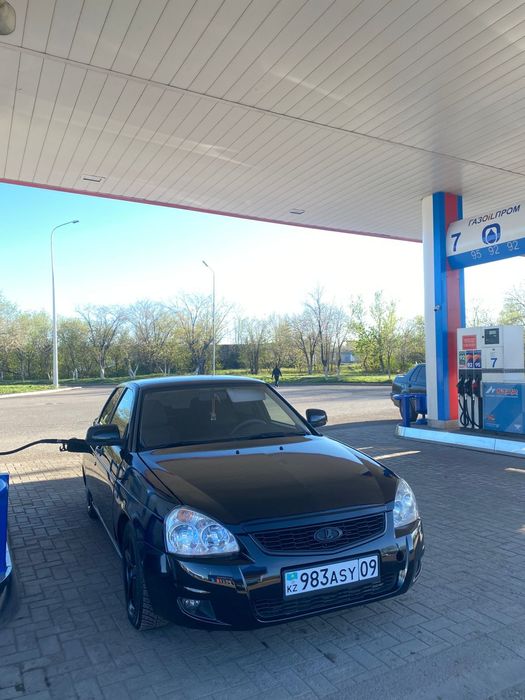 Ваз Лада Приора 2011года