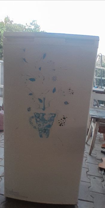 Продам холодильник