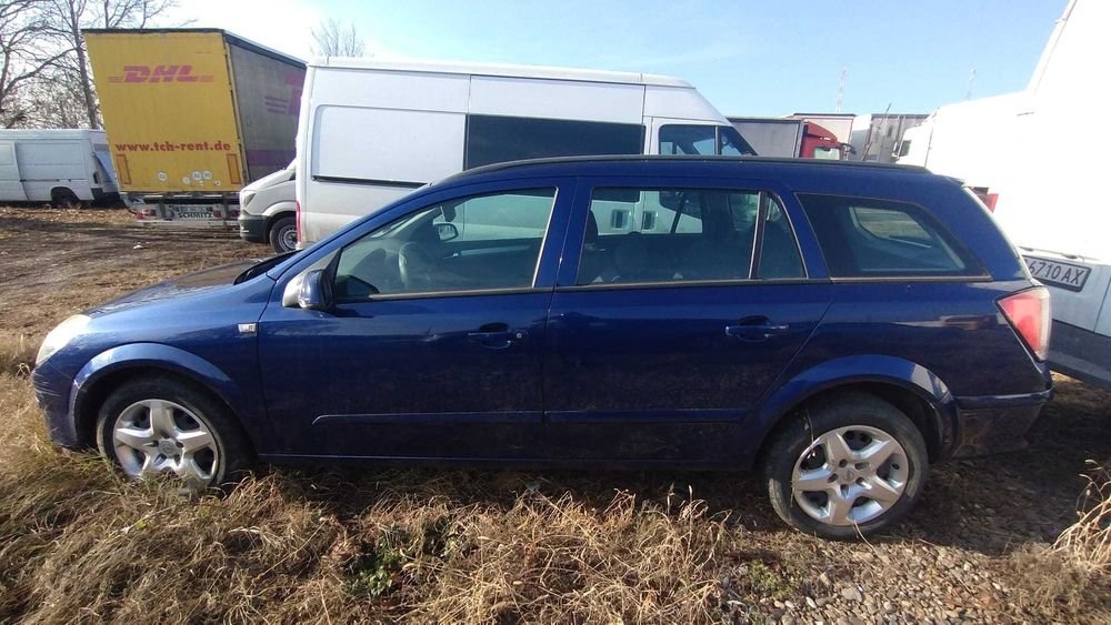 Dezmembrez Opel Astra H 1.9 CDTI 2006