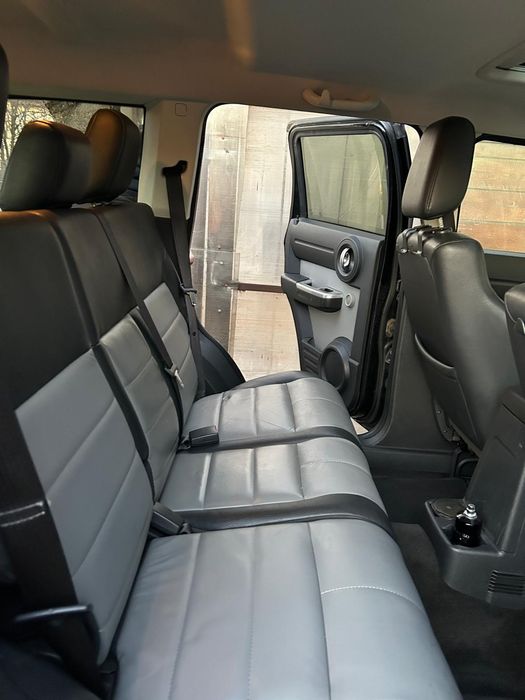 Vând Dodge Nitro 4x4 an  Dec 2008 Ocazie