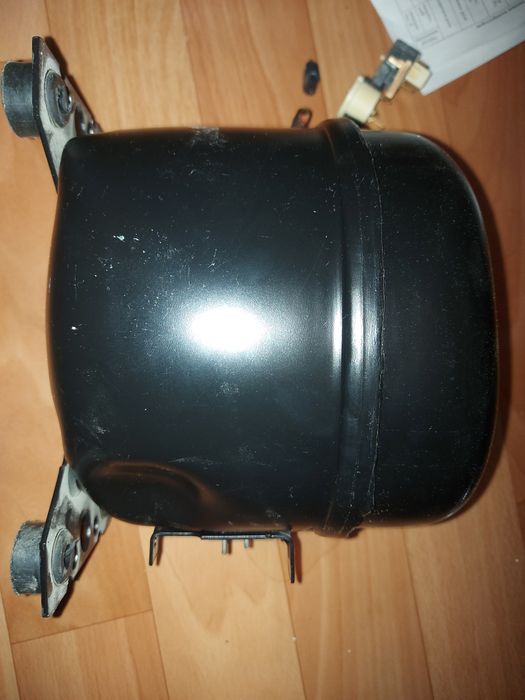 Компрессор холодильника Атлант