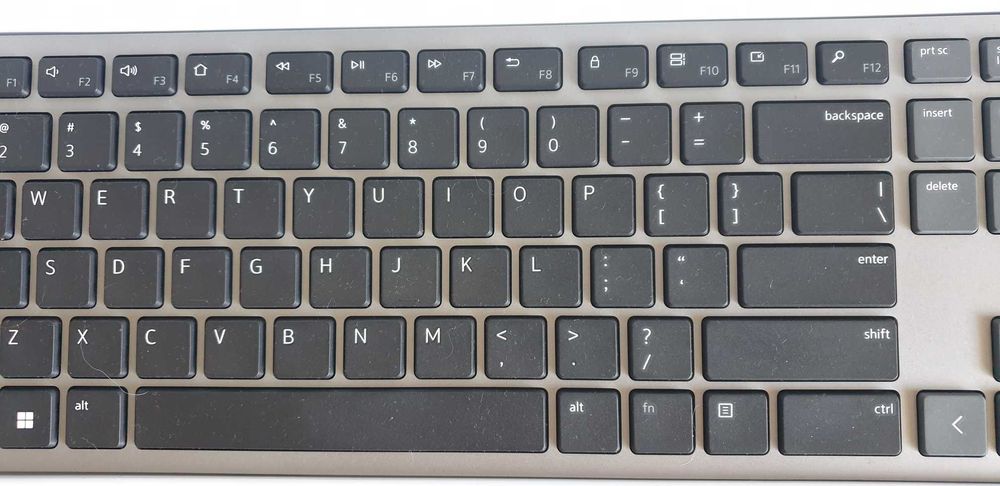 Dell Premier Multi-Device Wireless Keyboard & Mouse KM7321W C995W