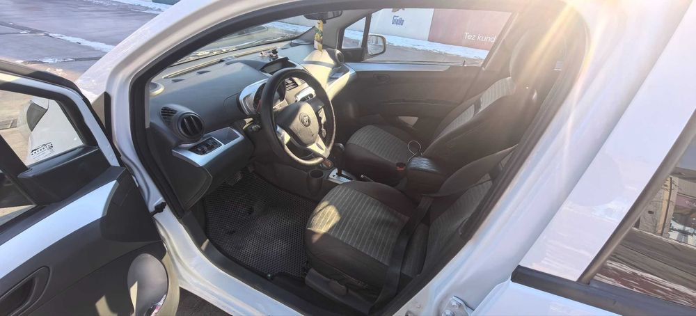 Продается SPARK Ravon R2