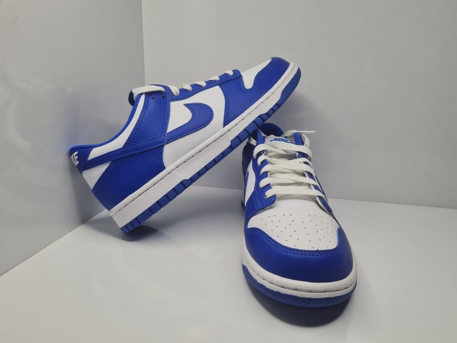 Кецове Nike Dunk Low

Чисто нови с кутия.

Размер 39 стелка 24.5см.
Ра