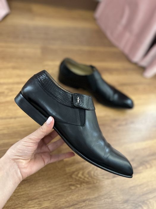 Pantofi Cesare Paciotti originali