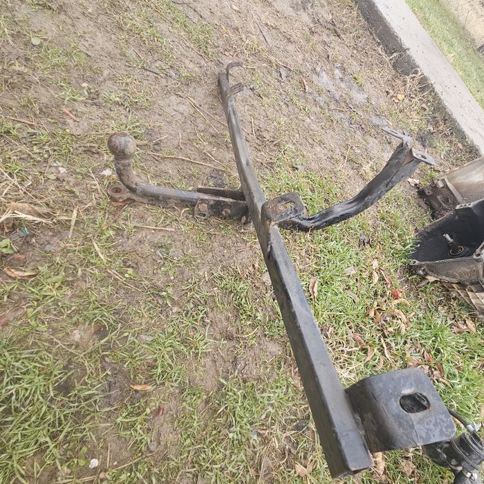 Фаркоп шевроле нива