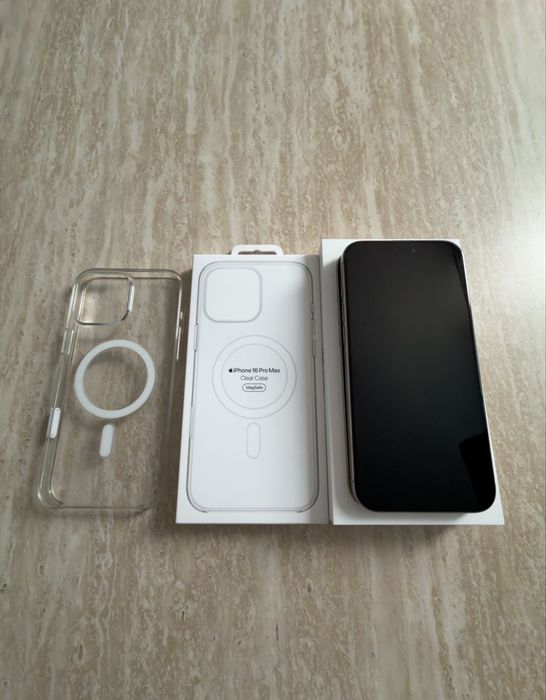 iPhone 16 Pro Max 256 GB Natural Titanium