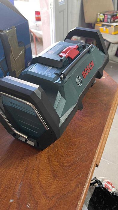Radio pe acumulator Bosch Professional GPB 18V-3C 18 V