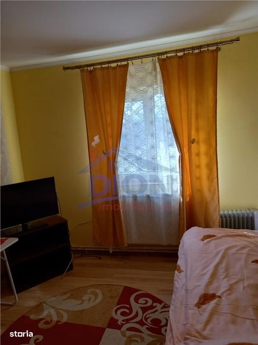 Ulmeni - jud. Calarasi ,  casa locuibila si teren intravilan