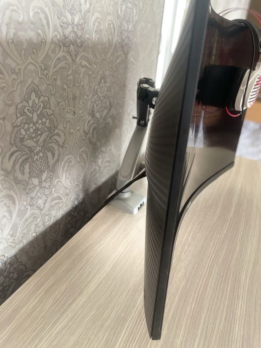 Monitor Samsung Odyssey 32