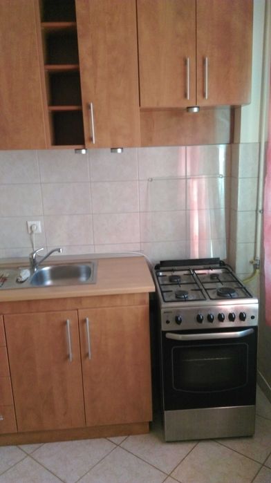 PF inchiriez apartament cu 2 camere in Floresti, str ioan Rus, nr 76