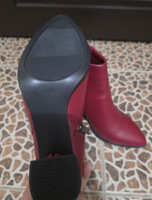 Нови дамски обувки