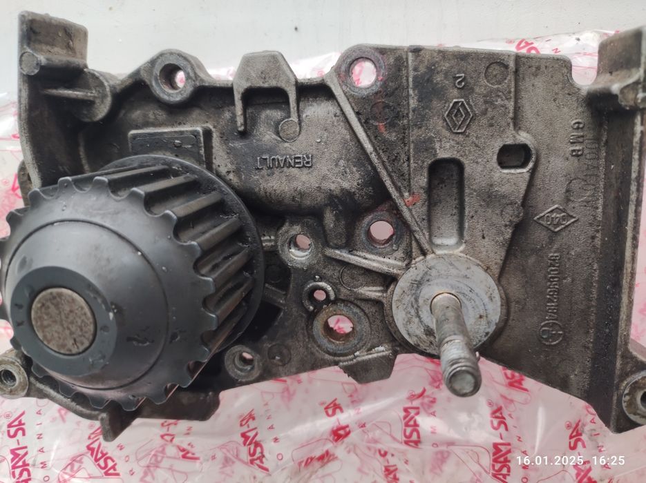 Помпа, ренаулт, ларгуске  ОРИГИНАЛ и   другие...