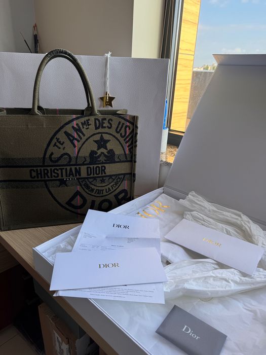 Dior book tote лимитирана колекция 100% оригинал