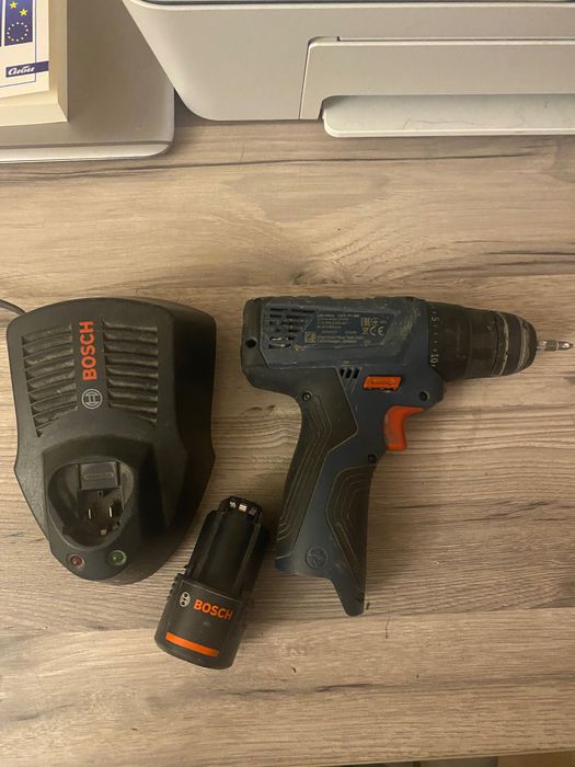 Винтоверт Bosch 12v