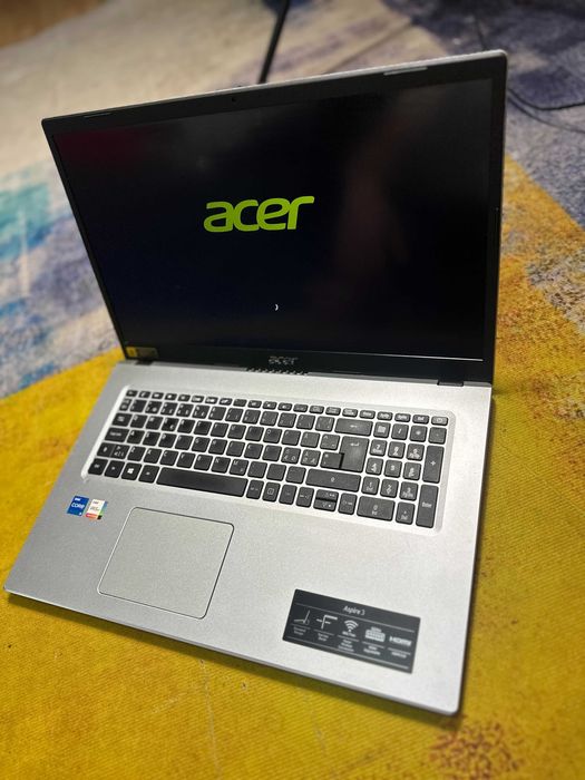 Laptop Acer Aspire 3, 17.3 led full hd,