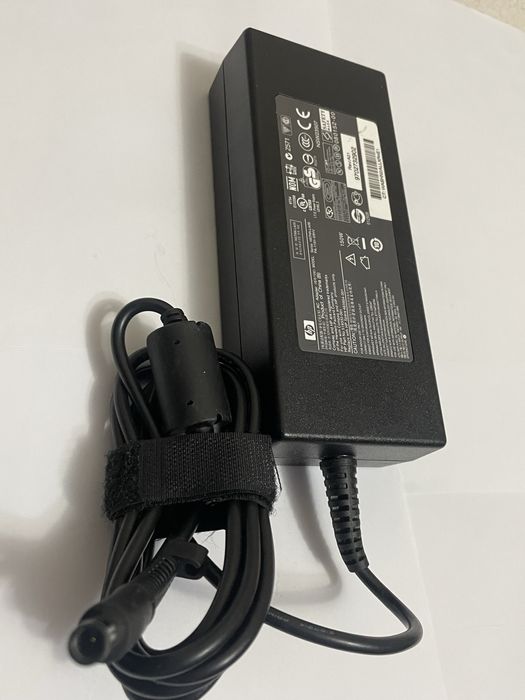 Incarcator original HP model HATNN-LA09  output 19V 7,89A