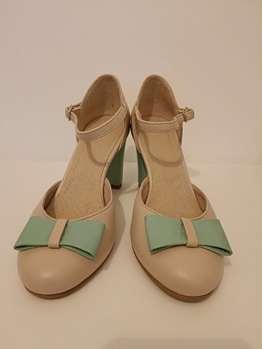 Pantofi piele naturală crem