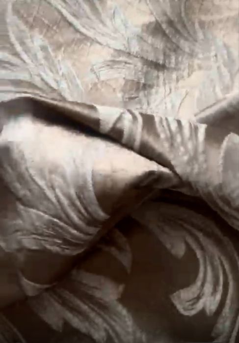 Продам новые готовые шторы