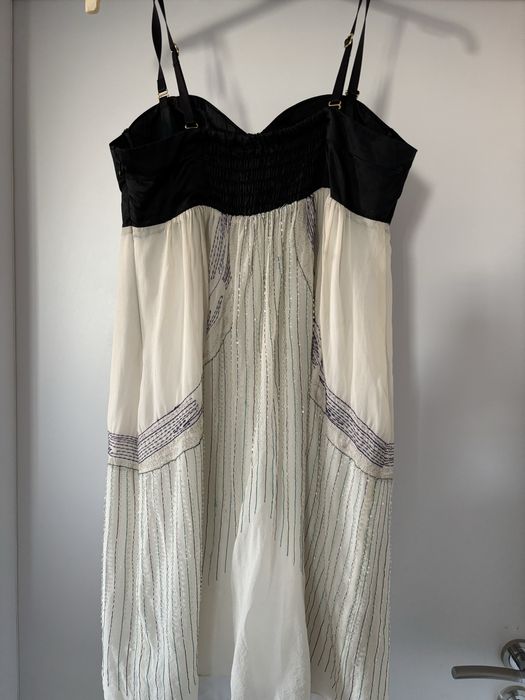 Rochie Guess ocazie matase brodata corset