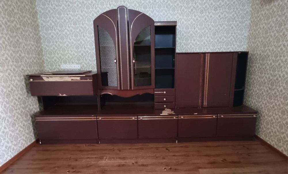 Srochna sotiladi Stinka