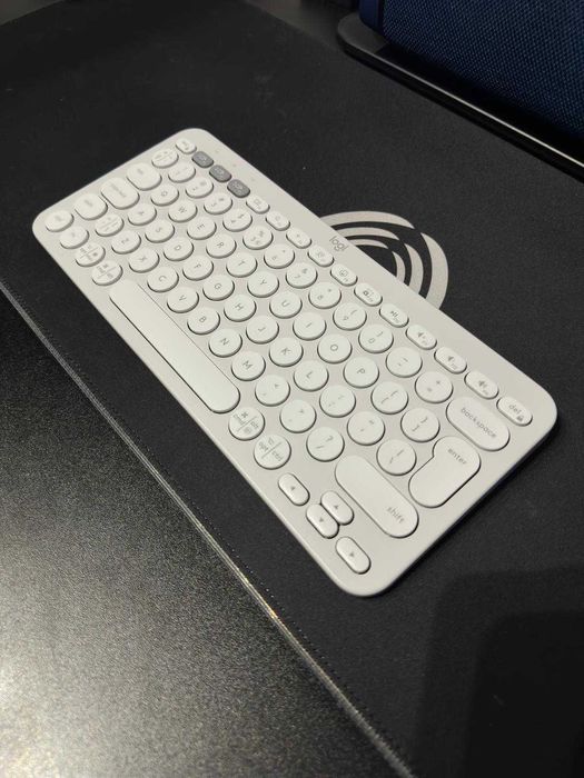 Tastatura Bluetooth Logitech Pebble Keys 2 K380s, Multi-Device, Tonal White