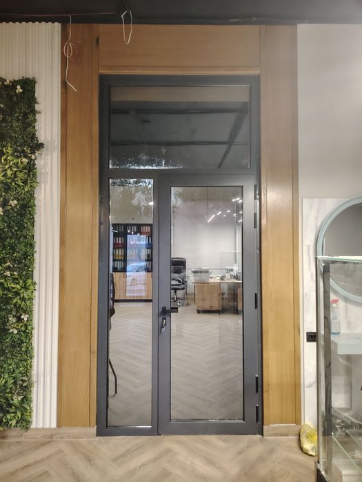 Алюминиевые окна двери