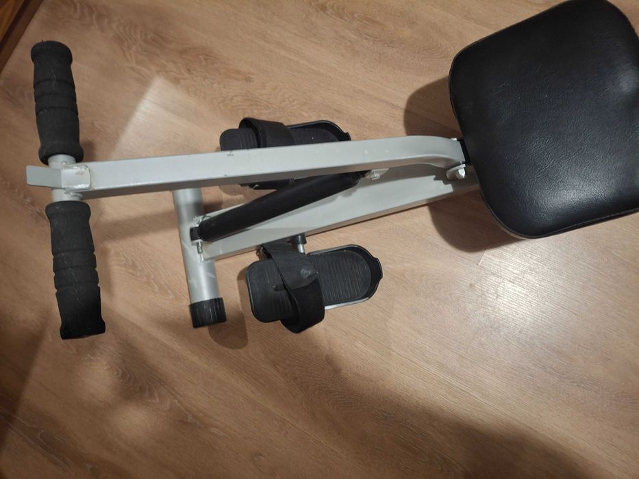 Продавам педален уред за упражнения (Без дисплей)