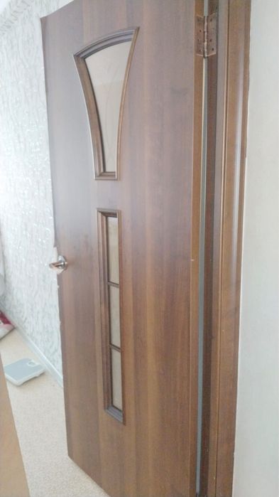 Продам двери межкомнатные
