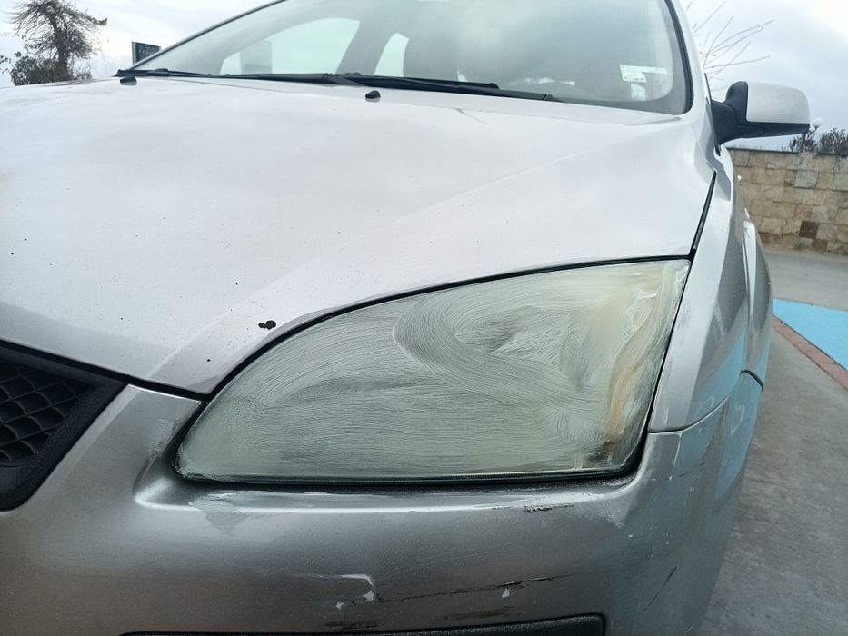 Полирам фарове на автомобили