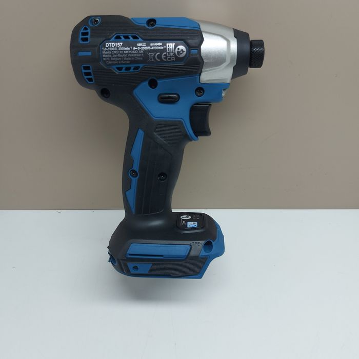Нов безчетков импакт Makita DTD157Z
