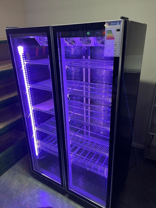 холодильник витринный