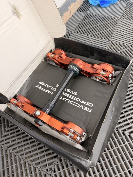 Тройници KTM Husqvarna GAS GAS