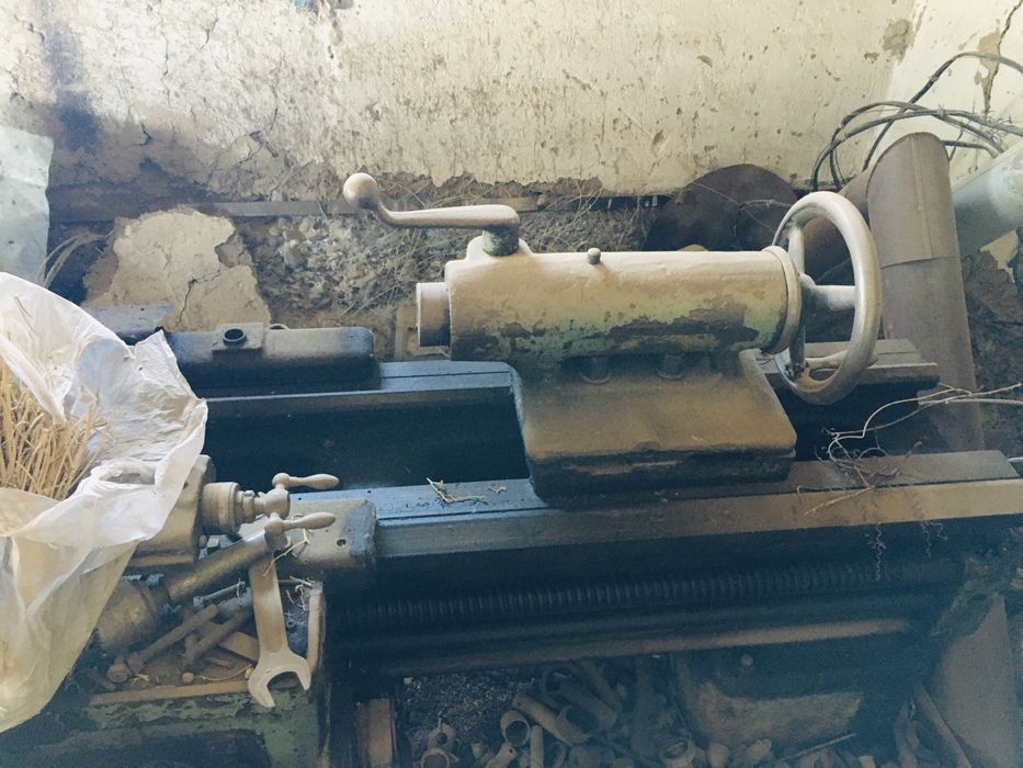 Токарьный станок