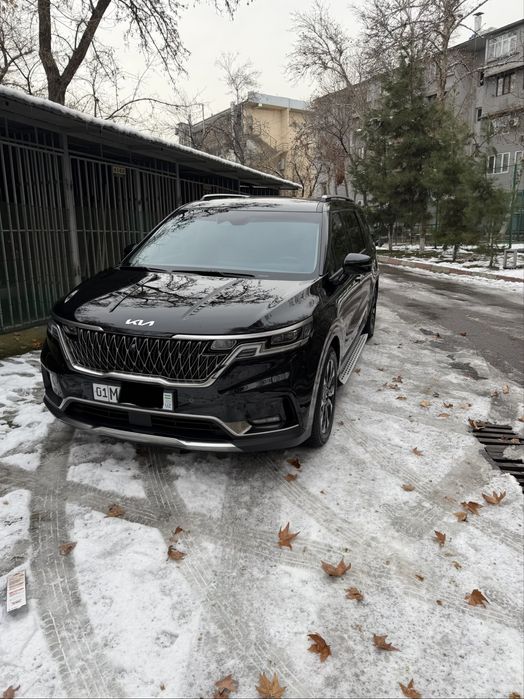 Продаю сваю машину KIA KARNIVAL