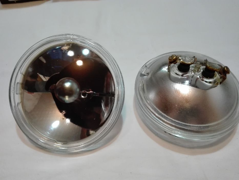 Philips - Sealed  Lamp