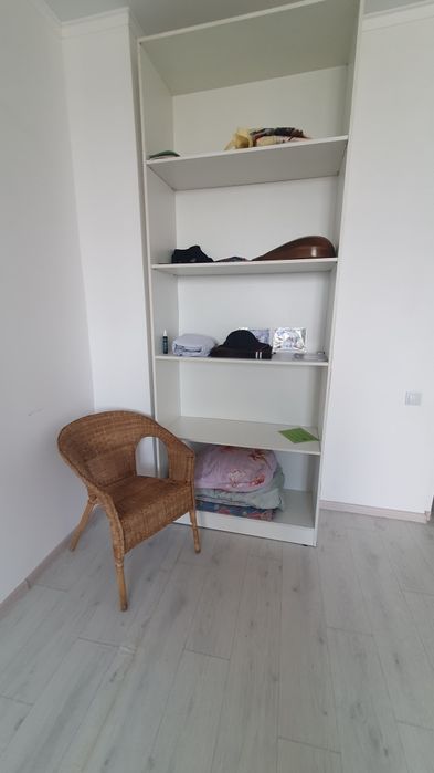 Книжный шкаф продам