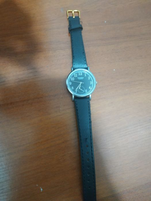 Часы Casio не царапенные