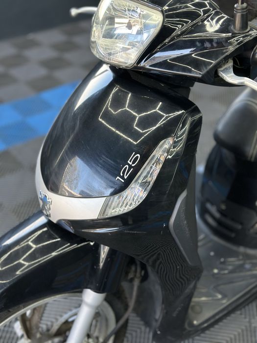 Scuter 125 cc Peugeot Tweet 125