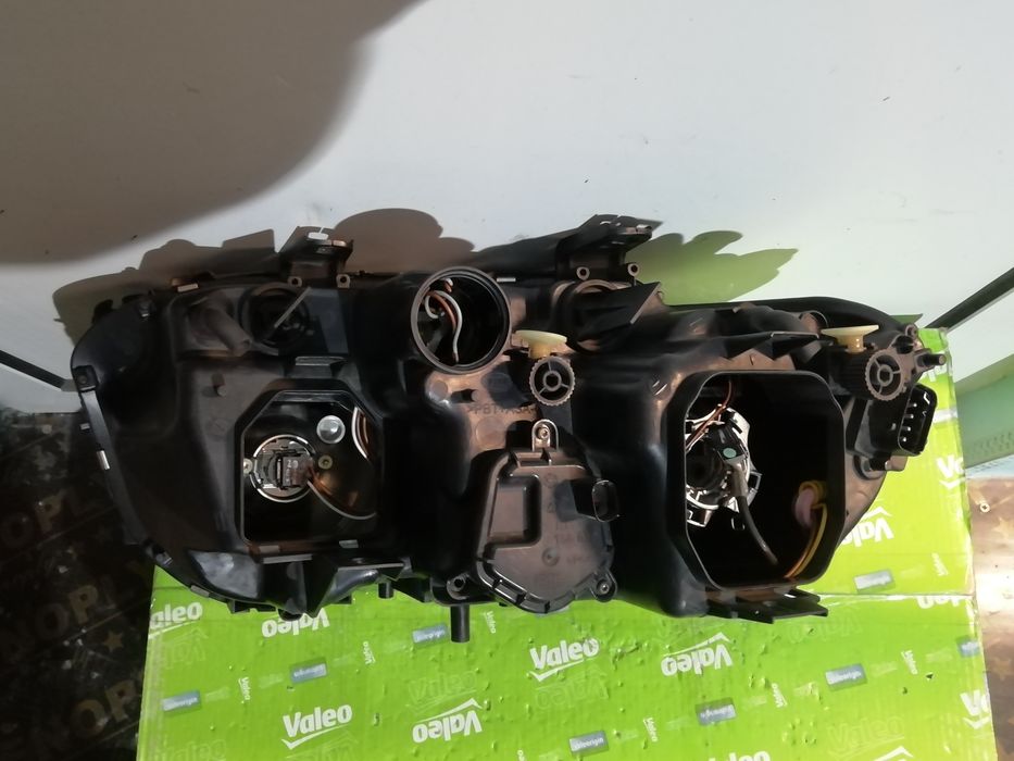 Фар Фарове за БМВ 7 Е65 / BMW 7 E65 Bi-Xenon.