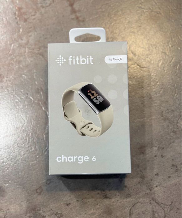 Bratara fitness Fitbit Charge 6 porcelain band/silver