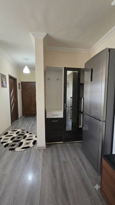Apartament cu 3 camere