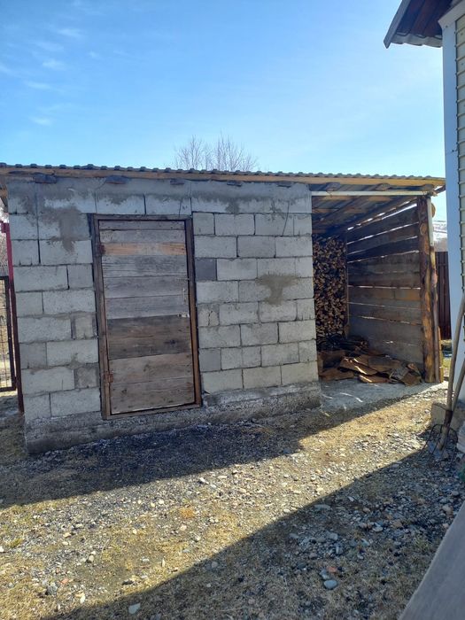 Кен жайлы улкен уй